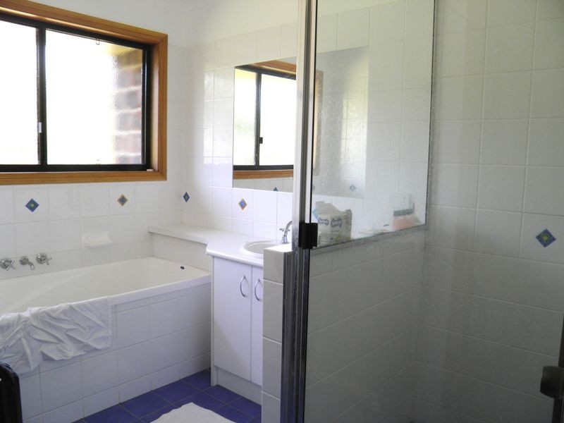 77 Broadacres Drive, Tannum Sands QLD 4680