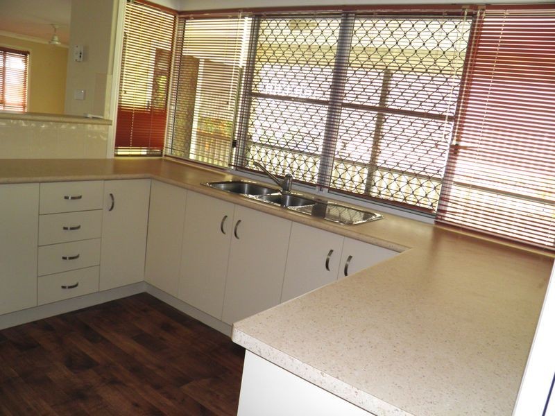 11 Davina Street, Boyne Island QLD 4680