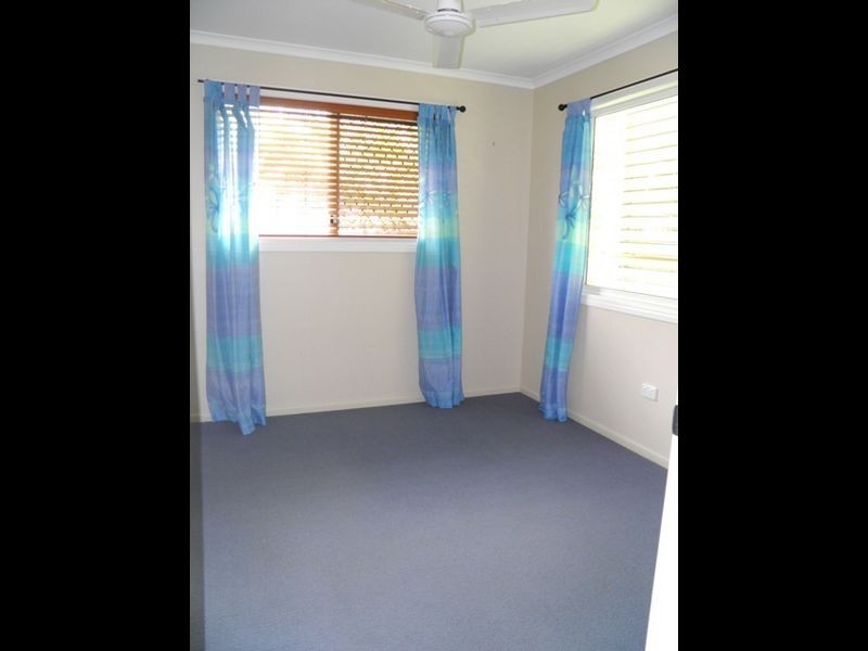 11 Davina Street, Boyne Island QLD 4680