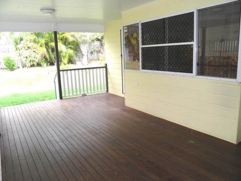 11 Davina Street, Boyne Island QLD 4680