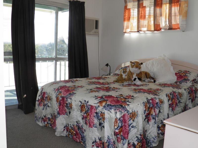 13 Alpine Avenue, Boyne Island QLD 4680
