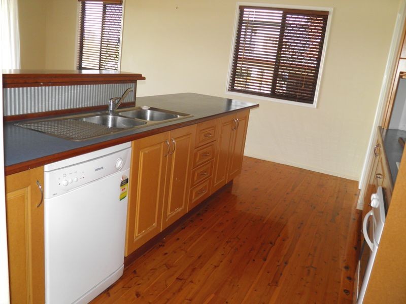 26 Brin Street, Boyne Island QLD 4680