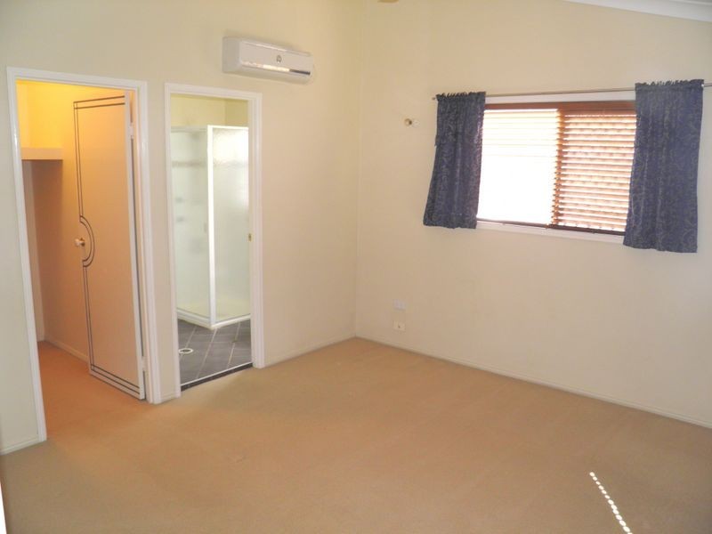 26 Brin Street, Boyne Island QLD 4680