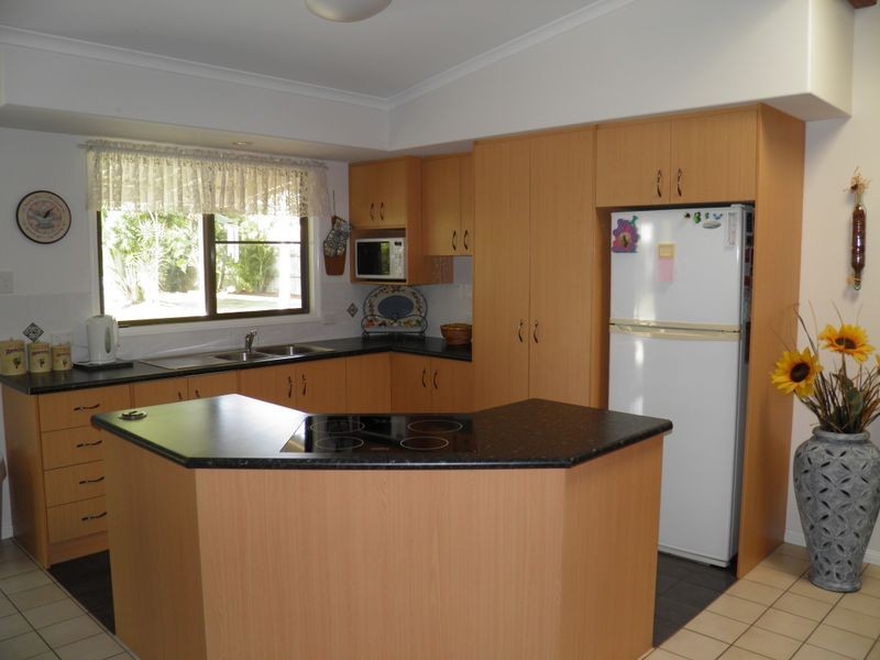 48842 Bruce Highway, Benaraby QLD 4680