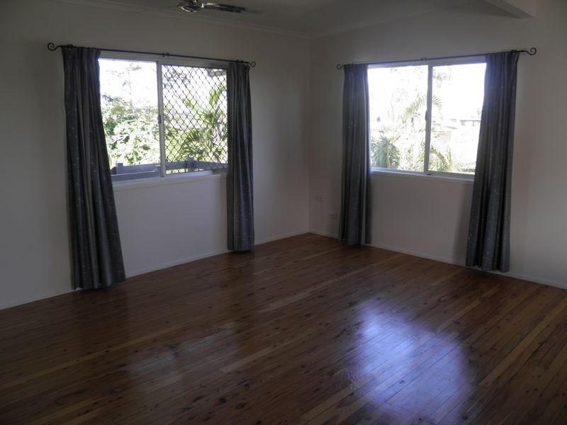 9 Sayre Crescent, Boyne Island QLD 4680