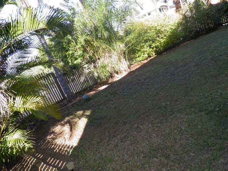 9 Sayre Crescent, Boyne Island QLD 4680
