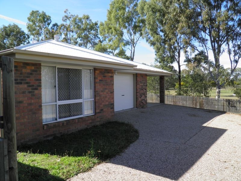 2/42 Golfview Drive, Boyne Island QLD 4680