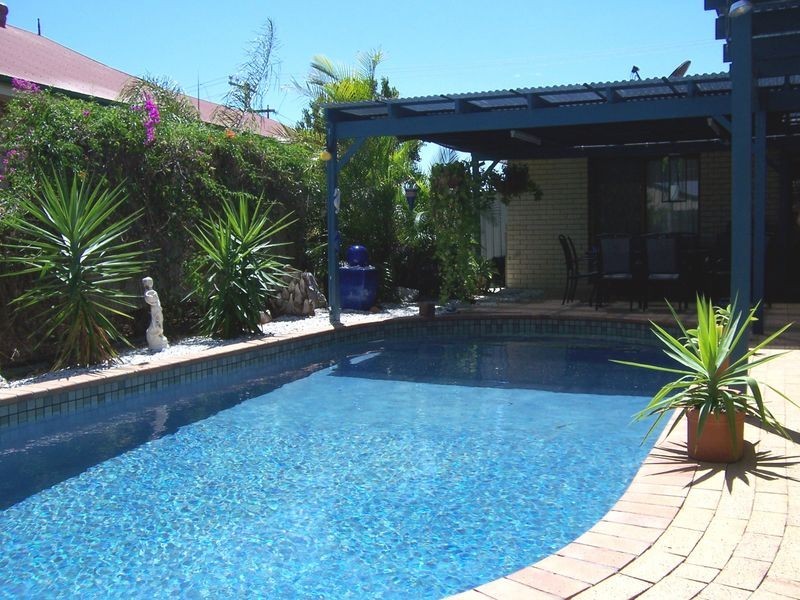 9 Linda Street, Tannum Sands QLD 4680