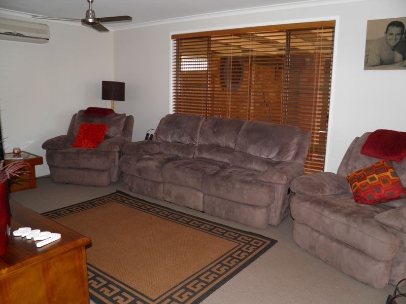 5 Chauvel Court, Boyne Island QLD 4680