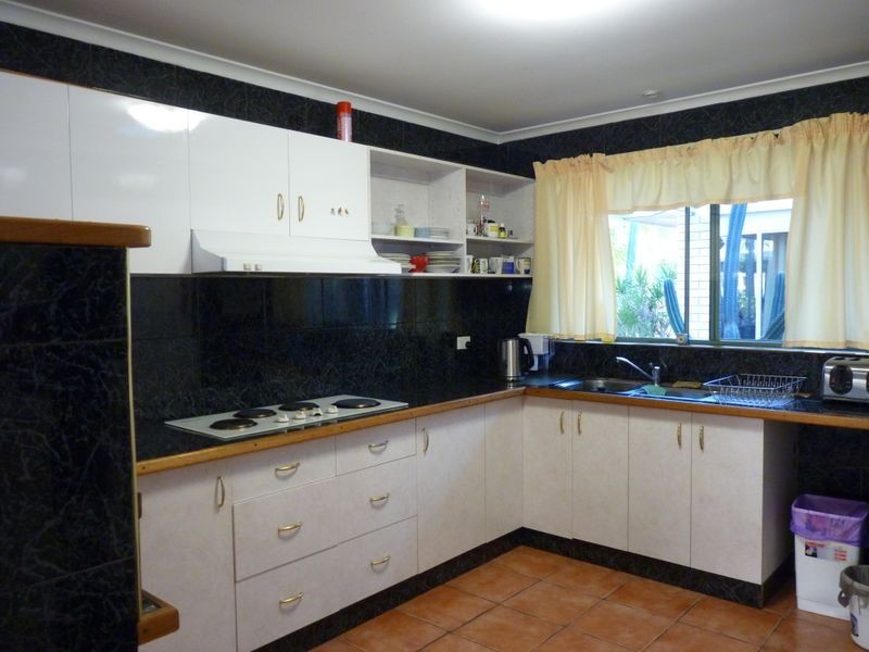 15 Silverton Drive, Tannum Sands QLD 4680