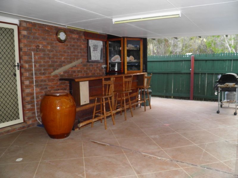 5 Banksia Street, Boyne Island QLD 4680