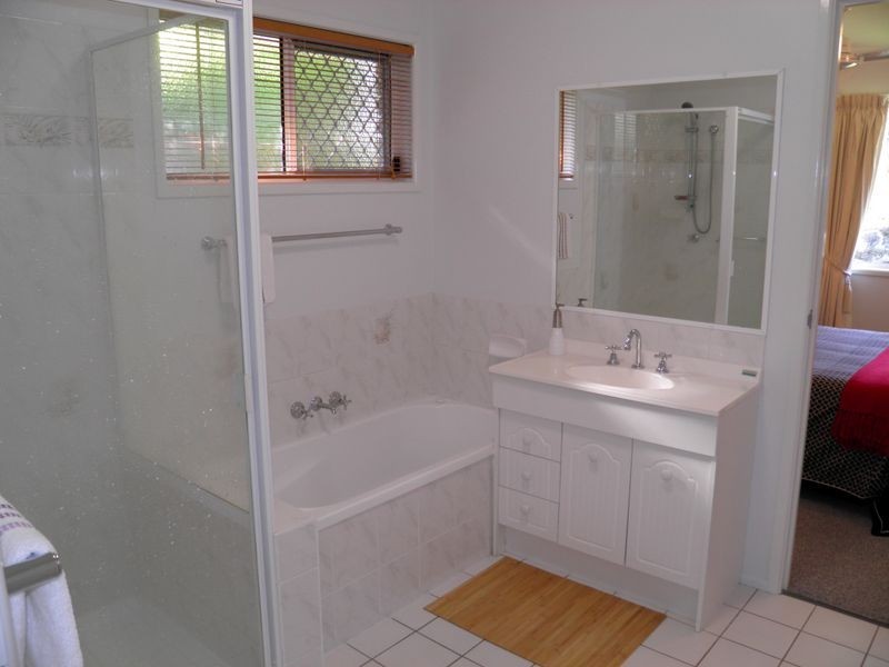 12 Jarrah Drive, Boyne Island QLD 4680