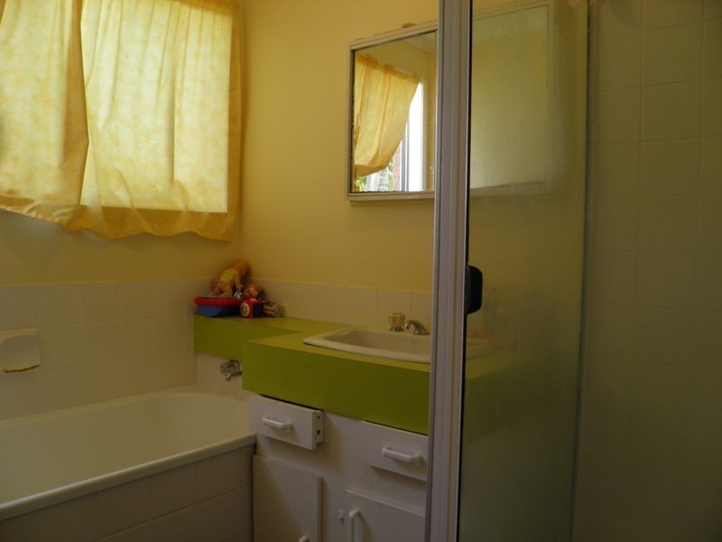 68 Maplas Street, Boyne Island QLD 4680