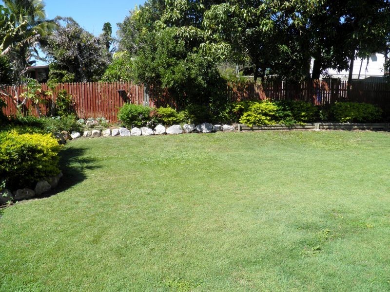 18 Bellemere Court, Boyne Island QLD 4680