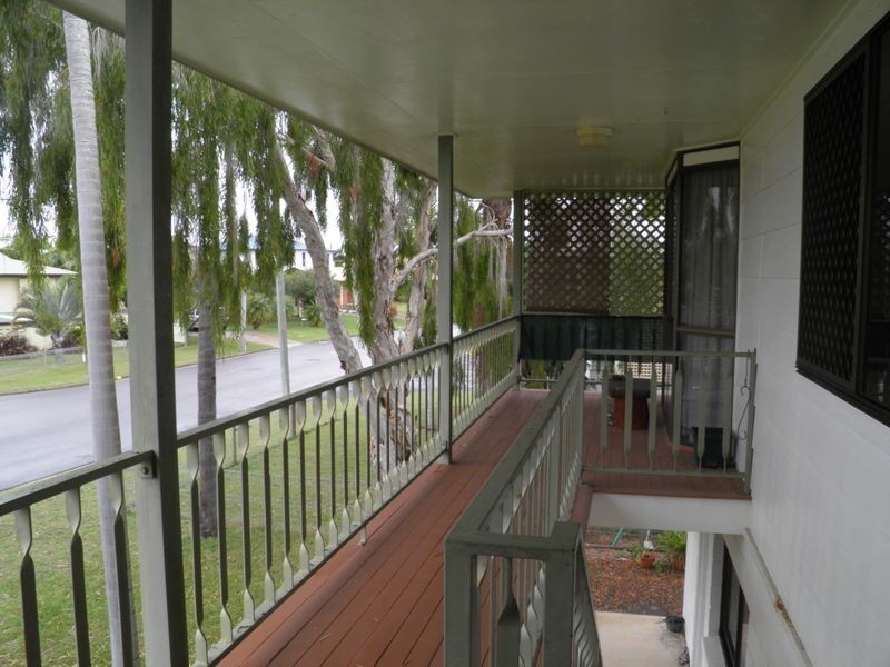 55 Booth Avenue, Tannum Sands QLD 4680