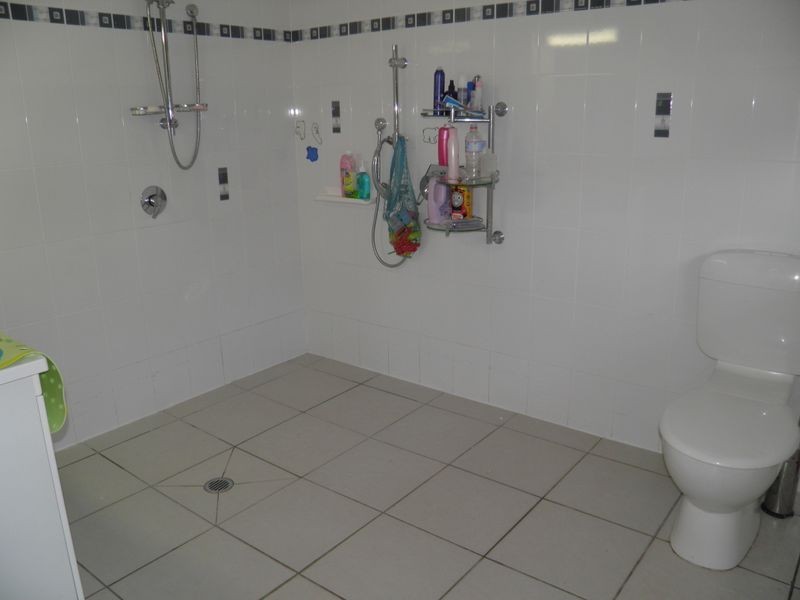 7 Ronpen Close, Tannum Sands QLD 4680