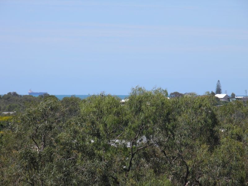 9 Bauhinia Street, Boyne Island QLD 4680
