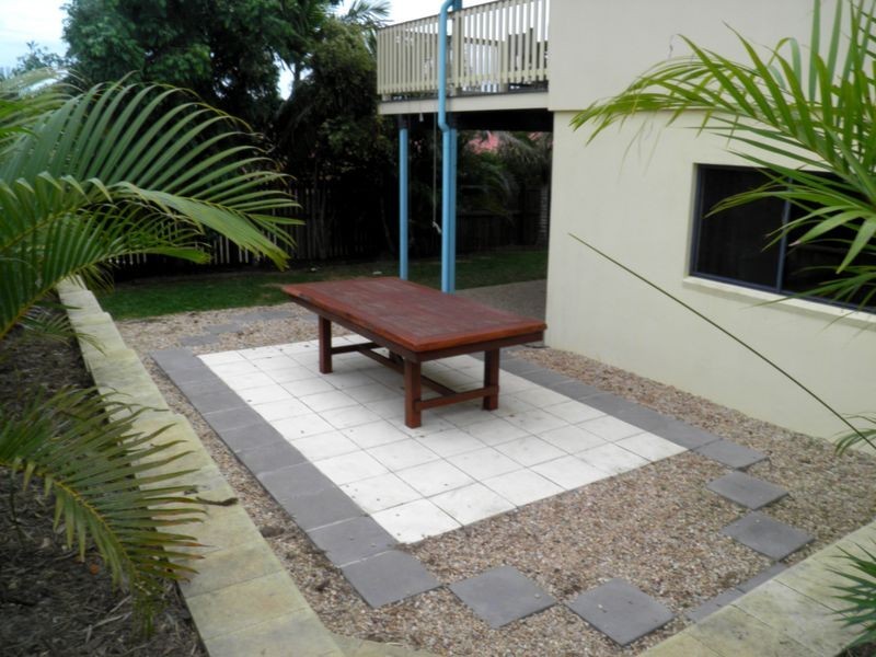 6 Timbertop Court, Tannum Sands QLD 4680