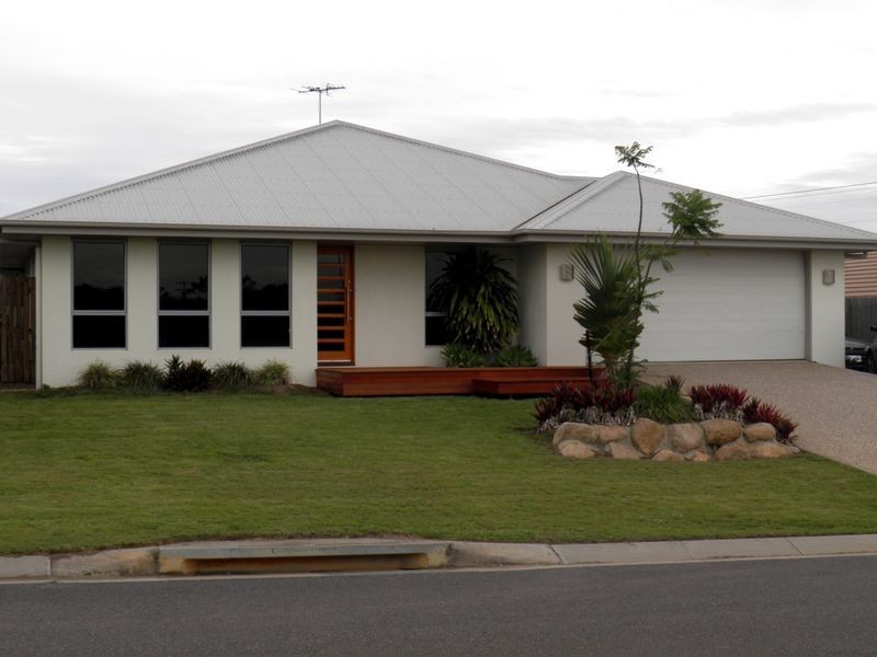 4 Stella Street, Boyne Island QLD 4680