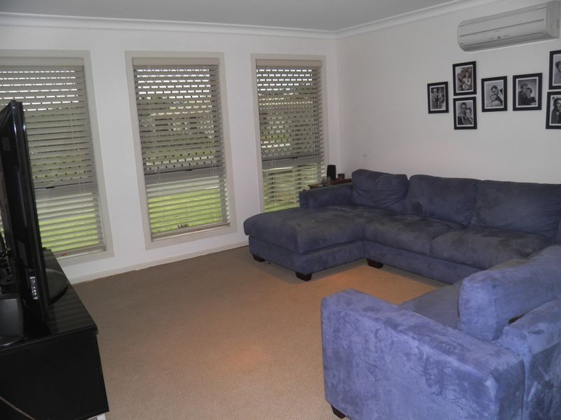 4 Stella Street, Boyne Island QLD 4680