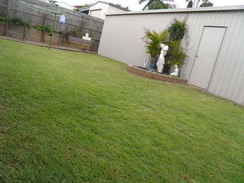 4 Stella Street, Boyne Island QLD 4680