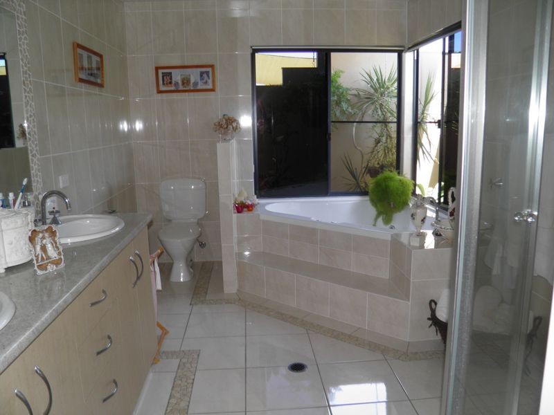 4 Schooner Street, Tannum Sands QLD 4680