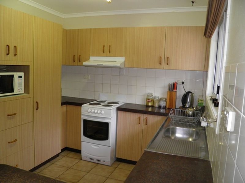 22 Alkina Crescent, Boyne Island QLD 4680