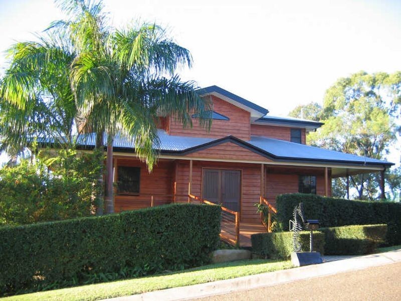5 Creek Road, Tannum Sands QLD 4680