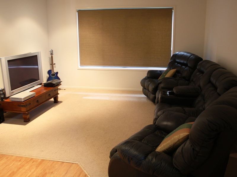 5 Bauhinia Street, Boyne Island QLD 4680