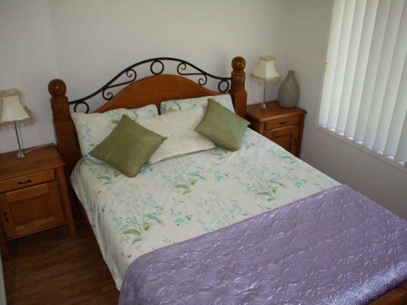 5 Bauhinia Street, Boyne Island QLD 4680