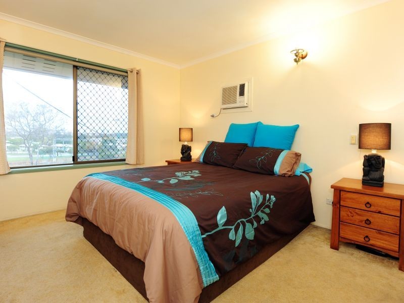 Amber Lodg Toolooa Street, South Gladstone QLD 4680