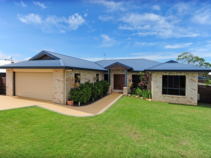 8 Riverside Drive, Tannum Sands QLD 4680