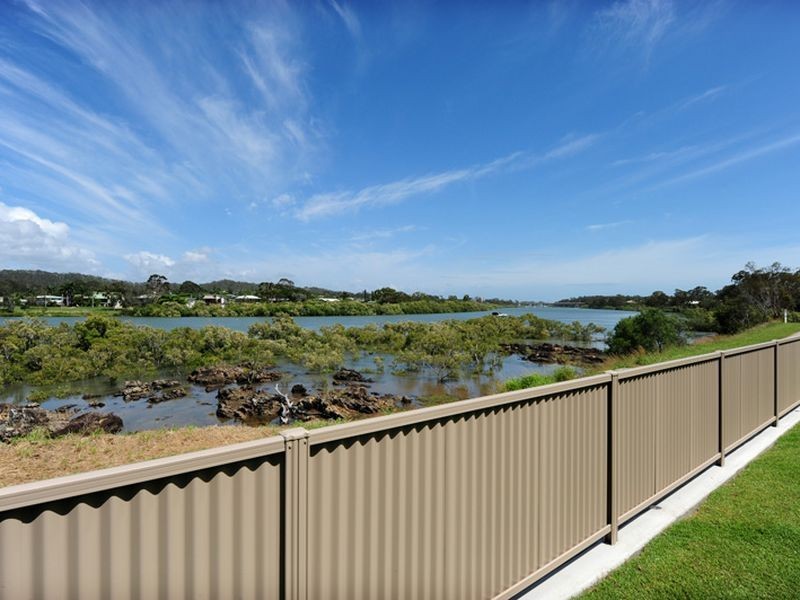 26 Riverside Drive, Tannum Sands QLD 4680
