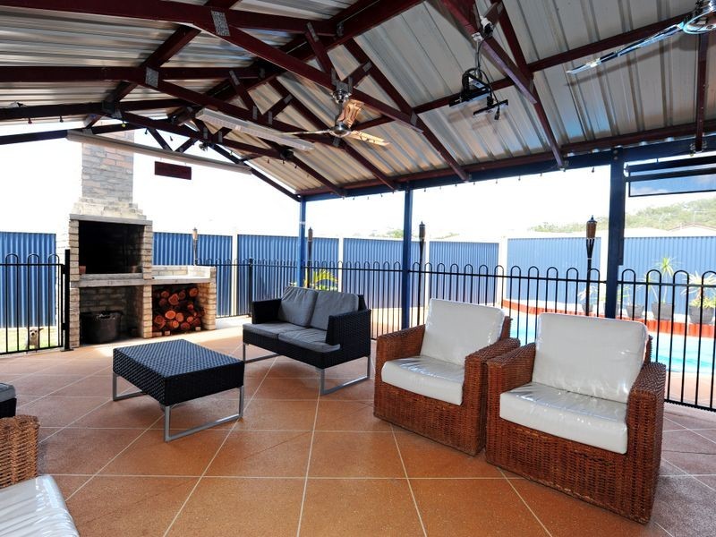 8 Werite Court, Boyne Island QLD 4680