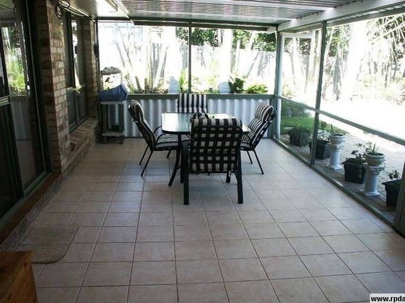 9 Kirrang Place, Boyne Island QLD 4680