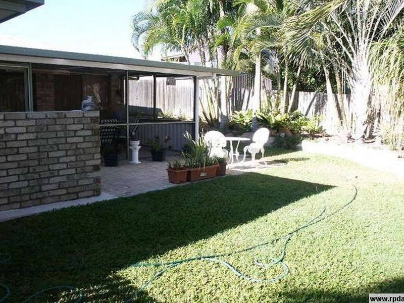 9 Kirrang Place, Boyne Island QLD 4680