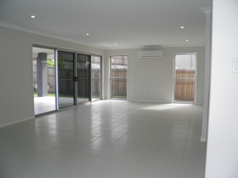 21 Lighthouse Drive, Boyne Island QLD 4680