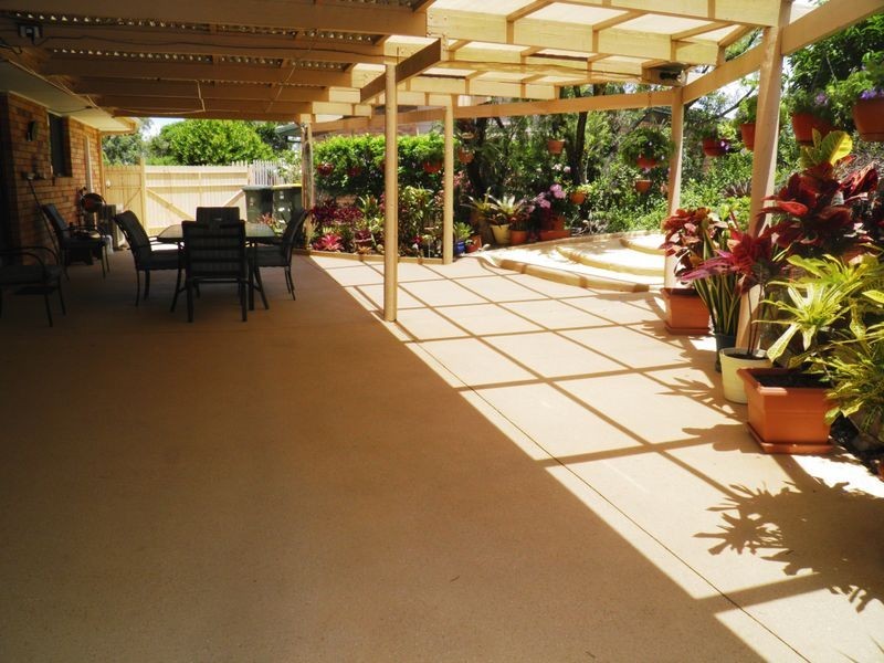 42 Sayre Crescent, Boyne Island QLD 4680