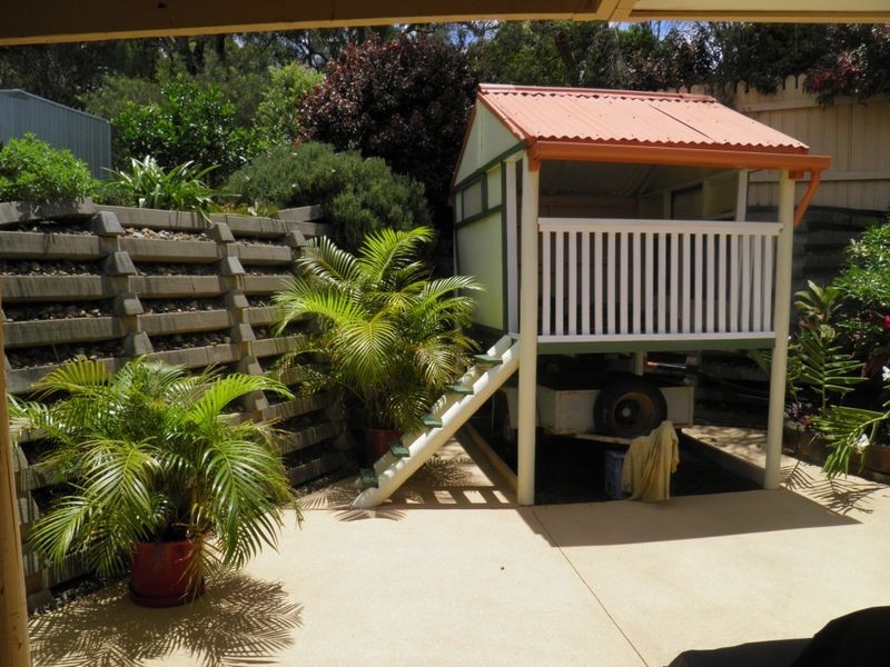 42 Sayre Crescent, Boyne Island QLD 4680