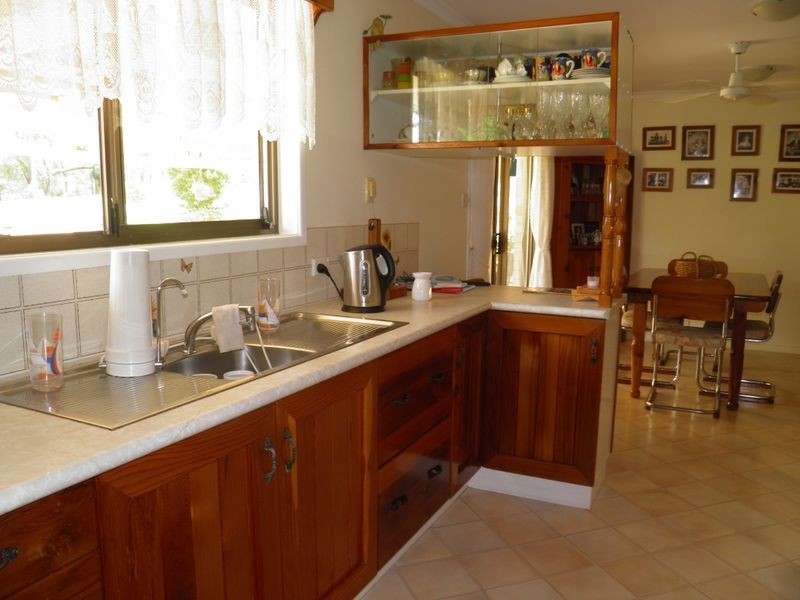 42 Sayre Crescent, Boyne Island QLD 4680