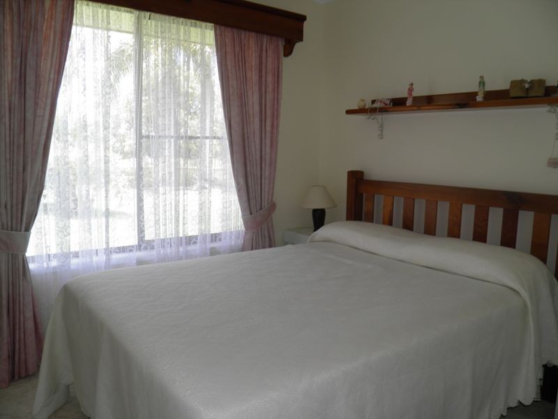 42 Sayre Crescent, Boyne Island QLD 4680