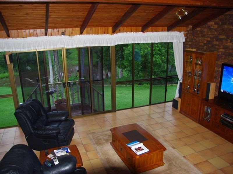 46 Helen Crescent, Wurdong Heights QLD 4680