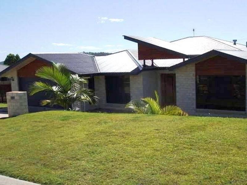 17 Longreach Court, Tannum Sands QLD 4680