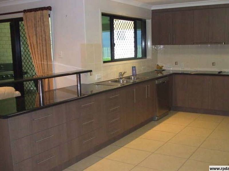 17 Longreach Court, Tannum Sands QLD 4680