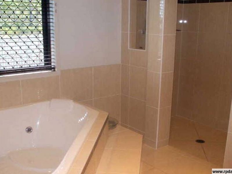 17 Longreach Court, Tannum Sands QLD 4680