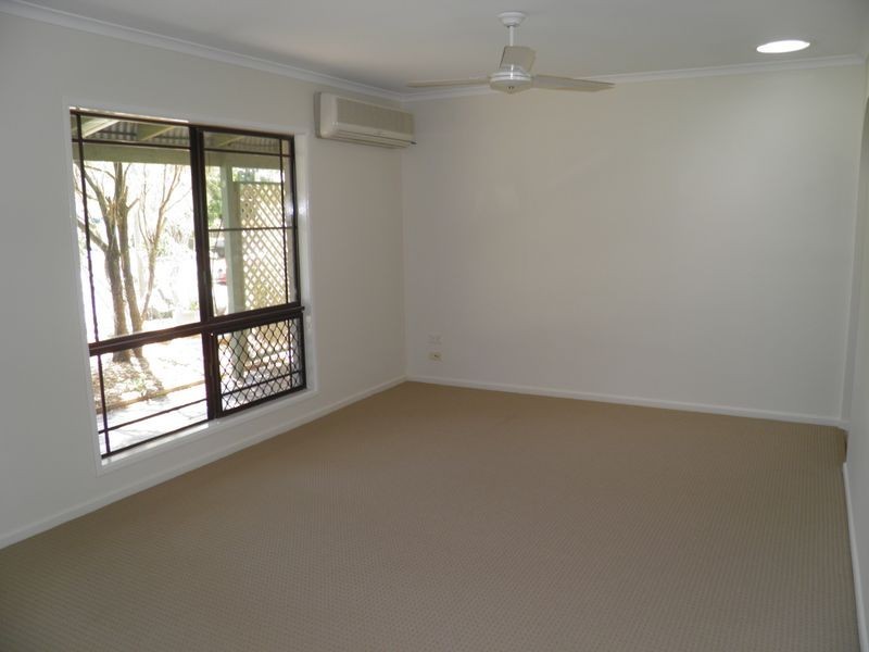 27 Latrobe Street, Tannum Sands QLD 4680