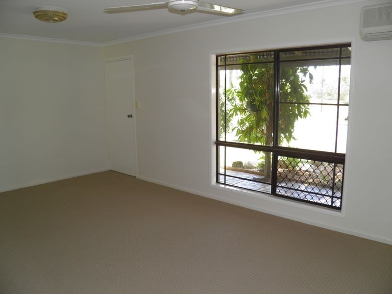 27 Latrobe Street, Tannum Sands QLD 4680