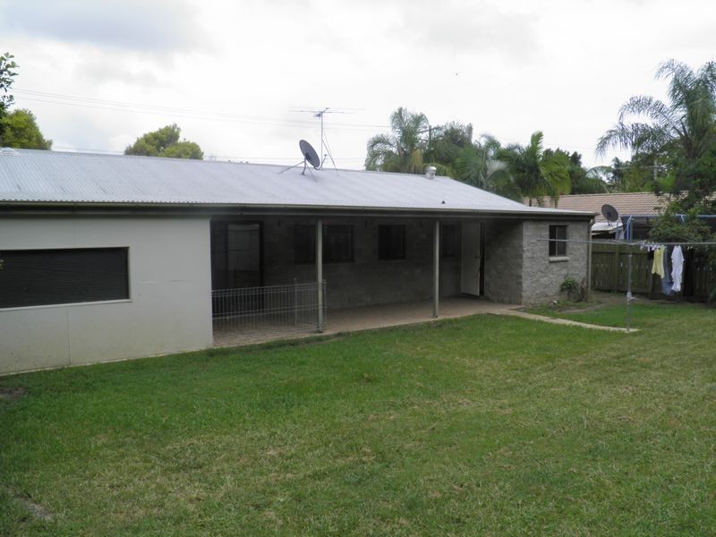 27 Latrobe Street, Tannum Sands QLD 4680