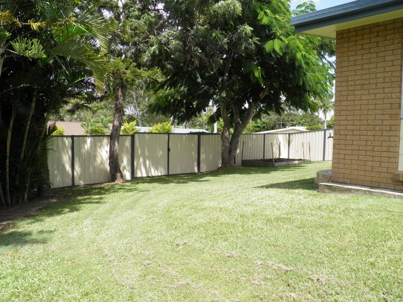 4 Bass Street, Boyne Island QLD 4680