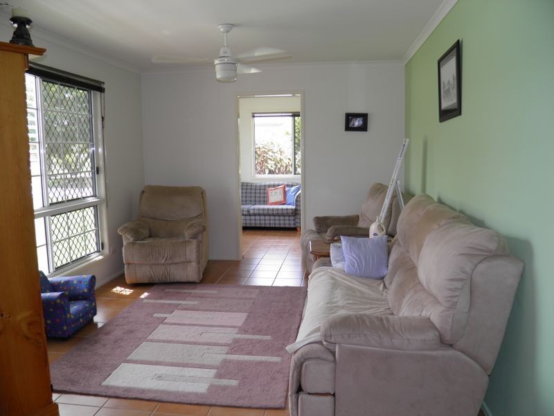 38 Koorawatha Drive, Bororen QLD 4678